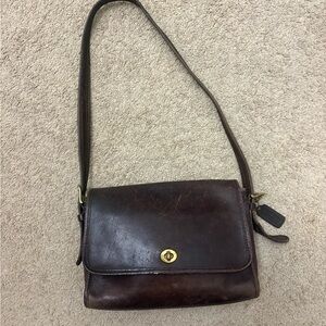 Vintage Coach Court Bag 0726 Brown Leather Turn Lock Crossbody Purse NYC USA